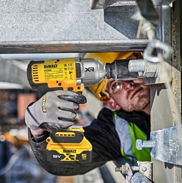 DeWALT DCF900P2T (2x5Ah) 1/2" aku rázový utahovák / Brushless / 1355 Nm Obrázek