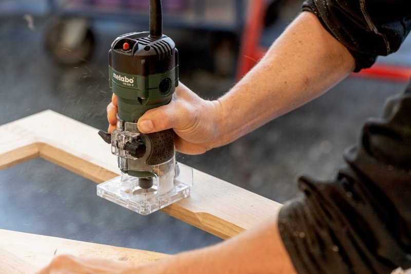 METABO FM 500-6 jednoruční frézka na srážení hran Obrázek