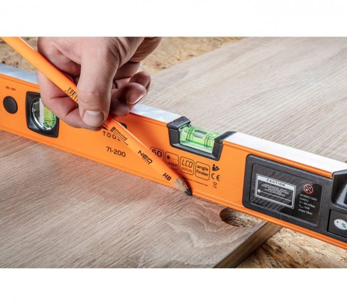 NEO TOOLS 71-200 digitální laserová vodováha 60cm se sklonoměrem Obrázek