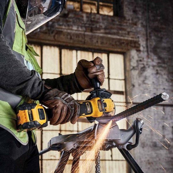 DeWALT DCG409 + Tstak (verze bez aku) Obrázek