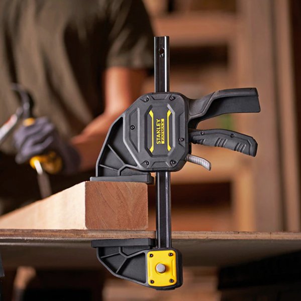 STANLEY FMHT0-83240 FatMax jednoruční svěrka 600mm (XL) Obrázek