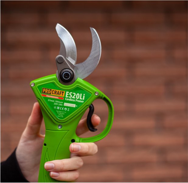 PROCRAFT ES20Li zahradní aku nůžky na větve LiIon 20V 2x 2Ah Obrázek