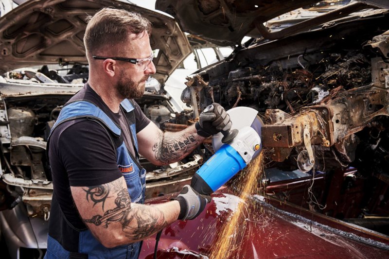 NAREX EBU 230-26 úhlová bruska 230mm (2600 W) Obrázek