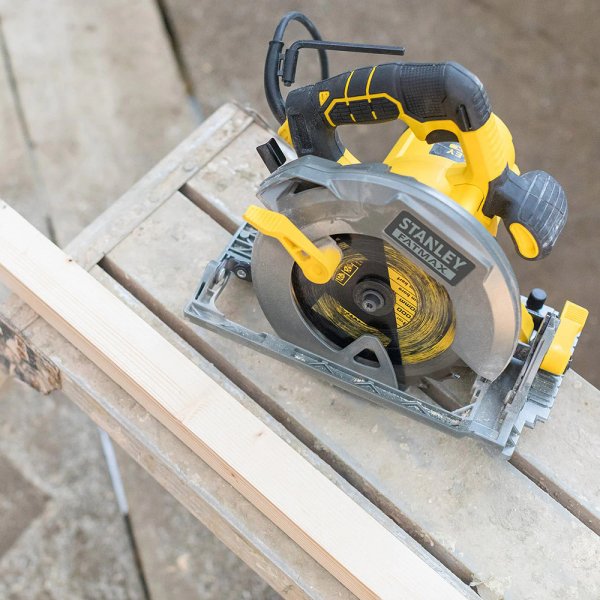 STANLEY FME301 190mm ruční okružní pila FatMax Obrázek