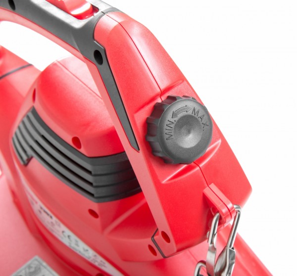 HECHT 3303 vysavač a fukar na listí Obrázek