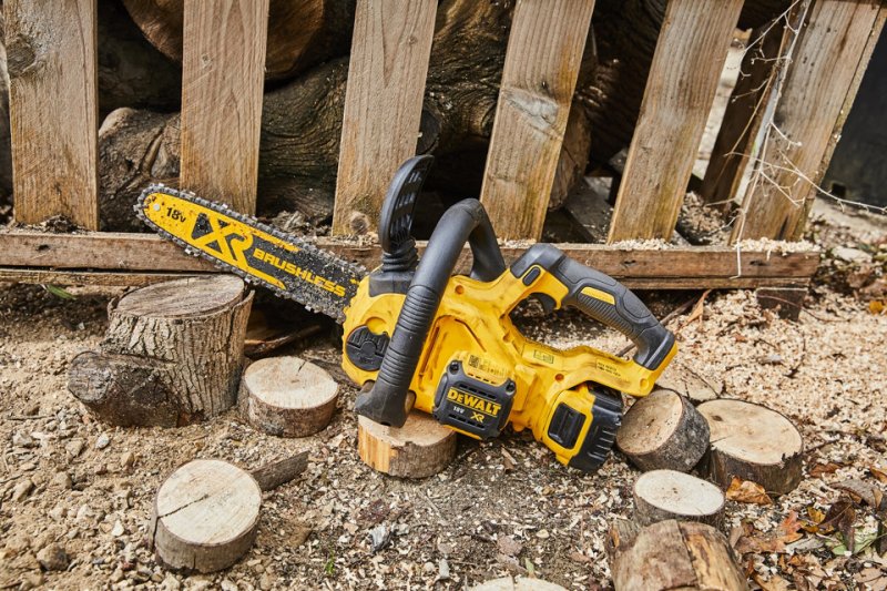 DeWALT DCM565P1 (1x5Ah) aku řetězová pila 18V Obrázek