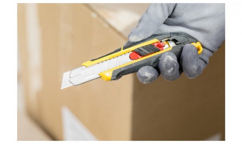 STANLEY FMHT10338-0 nůž ulamovací 18mm TPR s jezdcem Obrázek