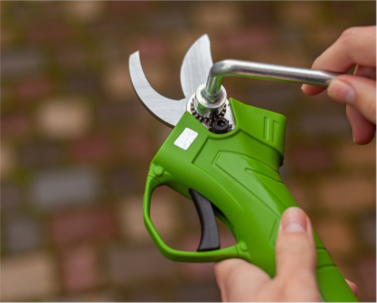 PROCRAFT ES16Li1B zahradní aku nůžky na větve LiIon 16V 1x 2Ah