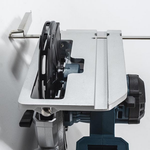 XTline XT102745 aku kotoučová pila 165mm 18V LiIon bez akumulátoru Obrázek