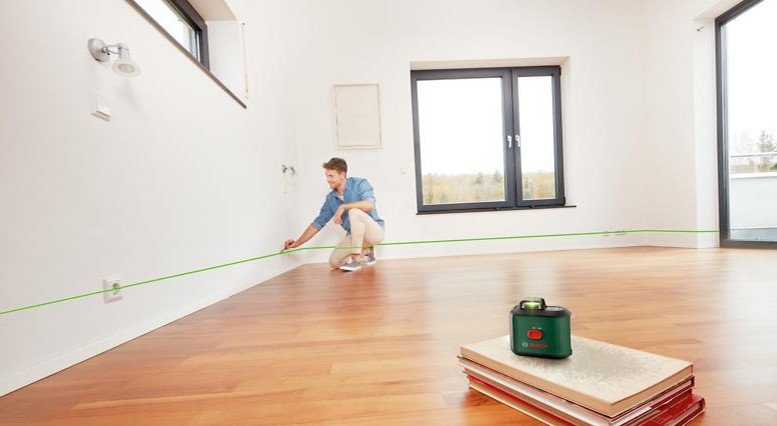 BOSCH UniversalLevel 360 zelený křížový laser Obrázek