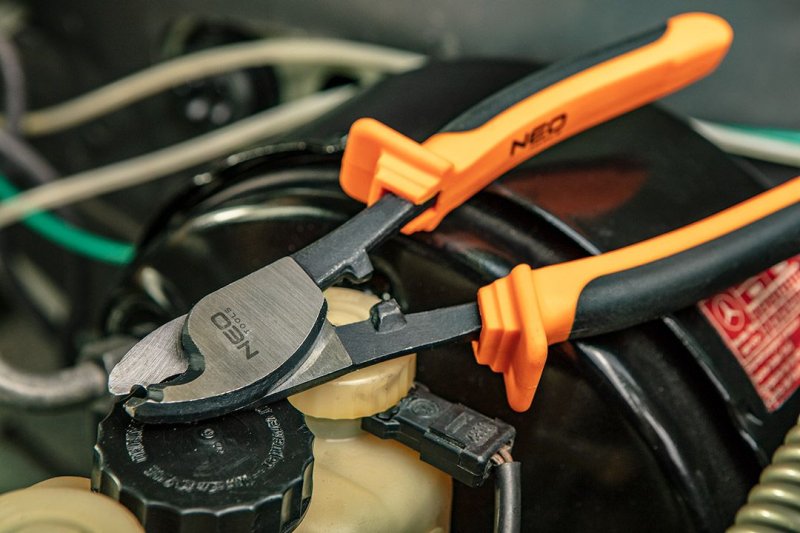 NEO TOOLS nůžky na kabely 200mm 01-514 Obrázek