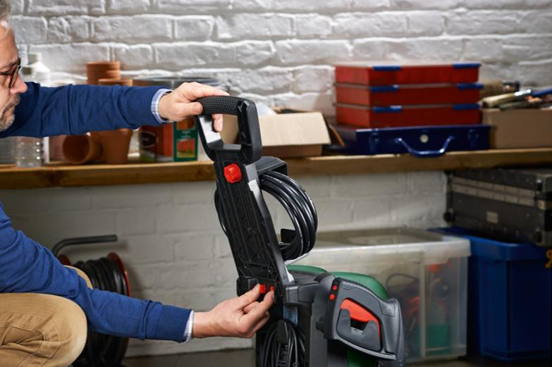 BOSCH UniversalAquatak 130 vysokotlaký čistič (1700W/130bar) Obrázek