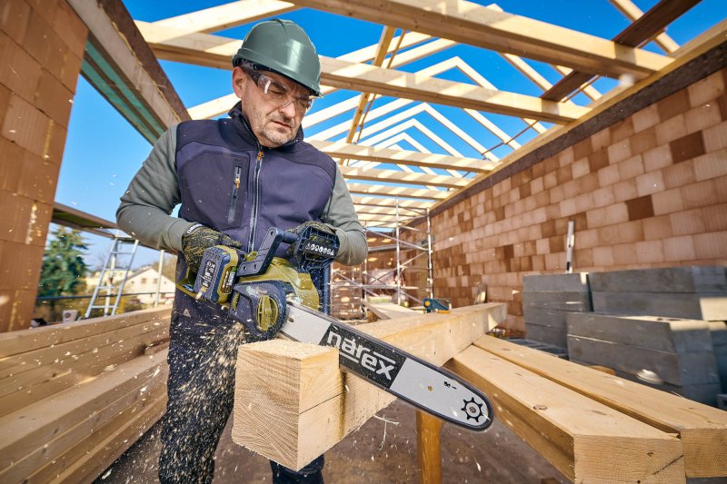 NAREX Camouflage CPR 350 aku řetězová pila 20V 65406393 bez aku Obrázek