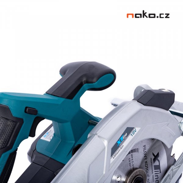 XTline XT102845-1B5B bezuhlíková aku kotoučová pila 165mm 18V LiIon 5Ah v kufru Obrázek