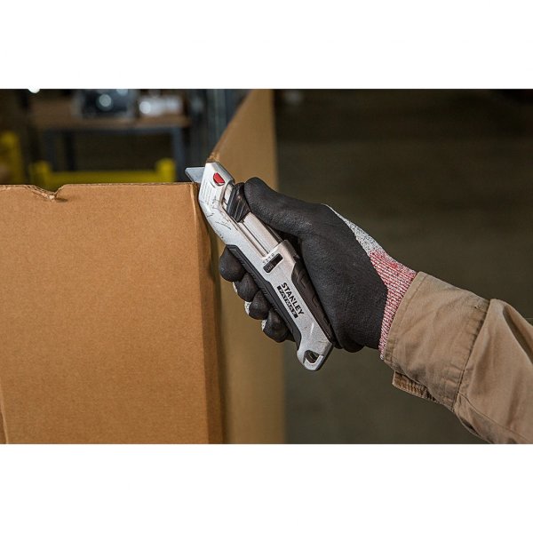 STANLEY FMHT10367-0 FATMAX nastavitelný bezpečnostní nůž kovové tělo Obrázek