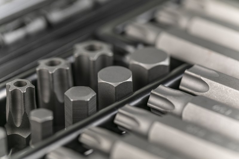 HOGERT HT1R466 sada bitů 10mm TRX, XZN, IMBUS, PH s ráčnou 37 ks Obrázek