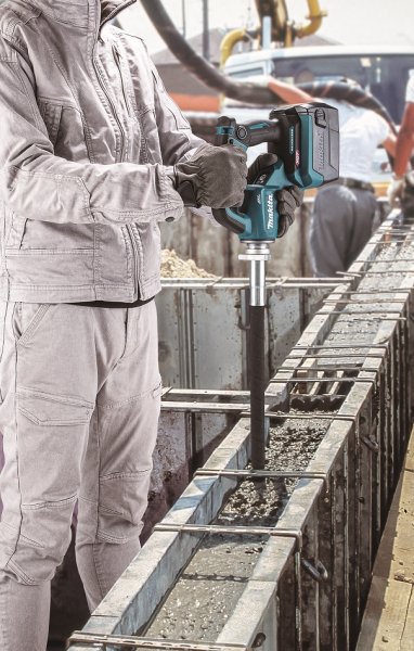 MAKITA VR001GZ aku vibrační zhutňovač betonu LiIon XGT 40V, bez aku Obrázek