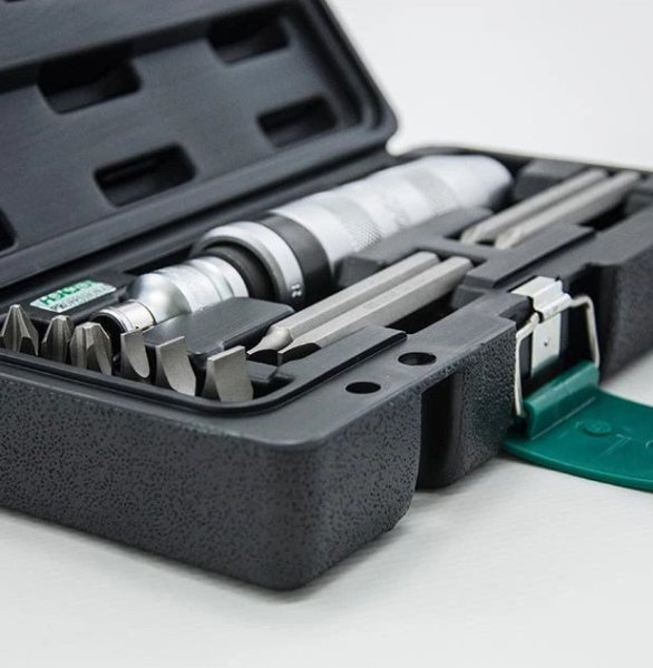 HONITON H5-ID0120 úderový šroubovák 1/2" s adaptérem a bity 12 dílů Obrázek