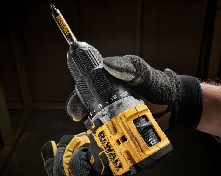 DeWALT DCD100YP2T XR Li-Ion 18V (2x5Ah) aku příklepový šroubovák k výročí 100 let Obrázek