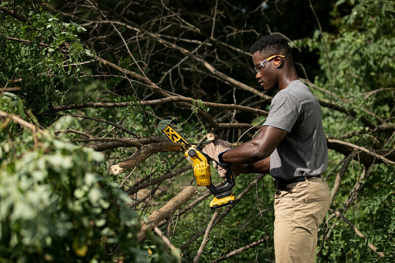 DeWALT DCMPS520N 18V (verze bez aku) aku prořezávací pila Obrázek