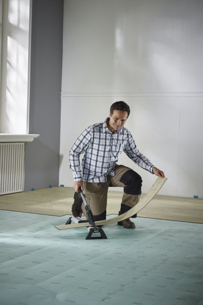 WOLFCRAFT VLC 800 řezačka vinylu a laminátu 6939000 Obrázek