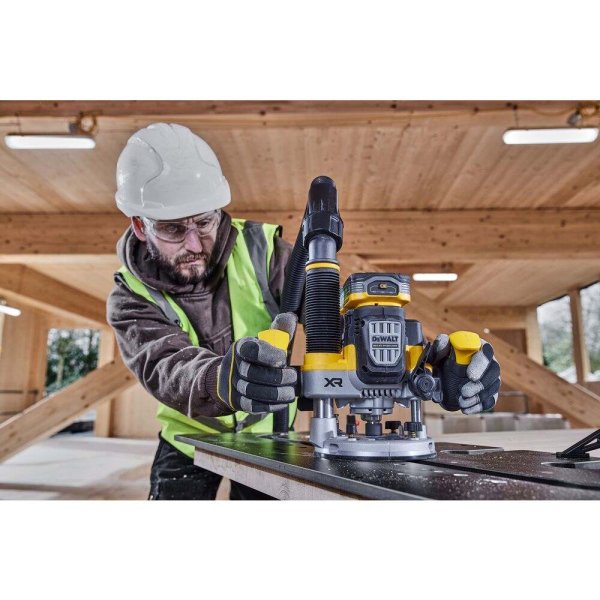 DeWALT DCW620H2 (2x5Ah) 18V XR aku vrchní frézka s hloubkou ponoru 70 mm Obrázek