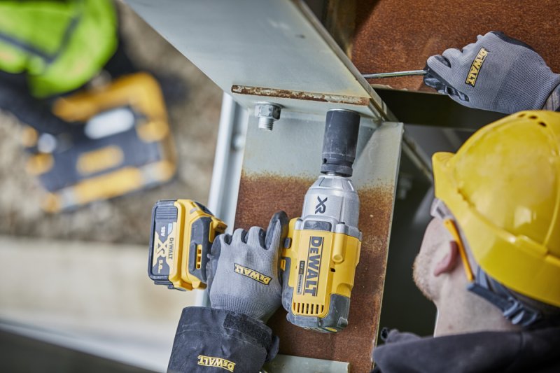 DeWALT DCF897 + kufr Tstak (verze bez aku) 3/4" aku rázový utahovák Obrázek