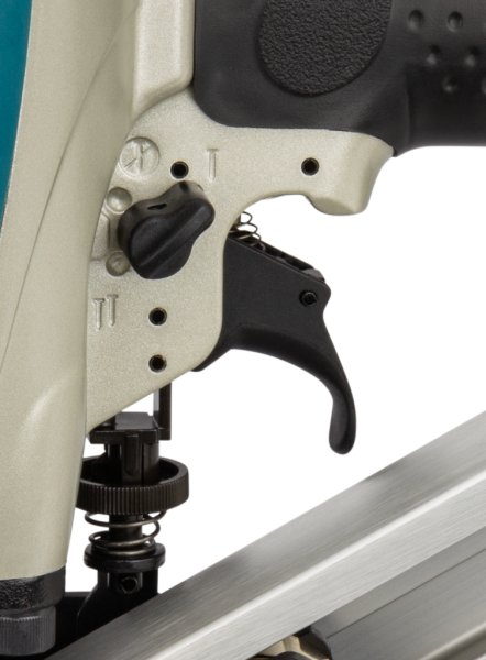 MAKITA AN943K pneumatická hřebíkovačka 50-90mm Obrázek