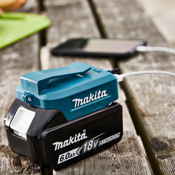 MAKITA DECADP05 adaptér nabíjecí USB 18V LXT (old DEAADP05) Obrázek