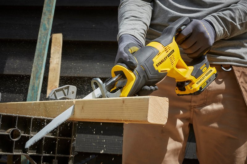 STANLEY SFMCS300B FatMax V20 (verze bez aku) aku mečová pila s regulací výkonu Obrázek