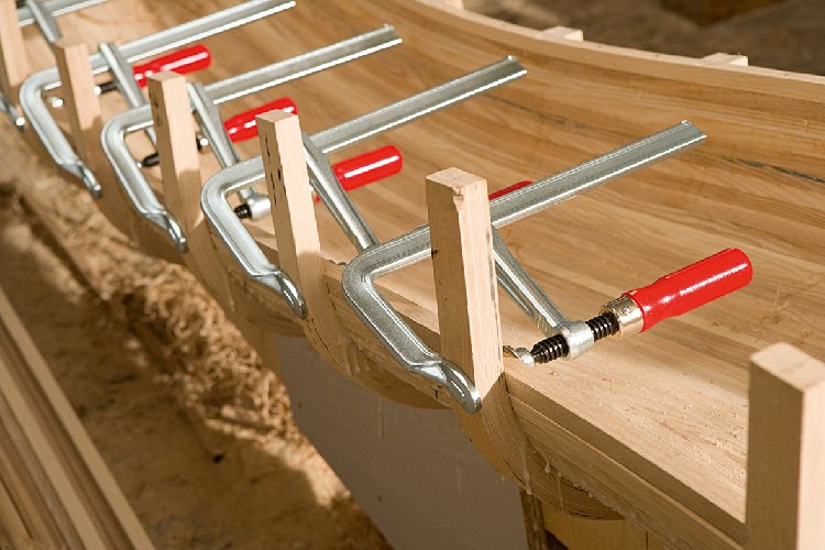 BESSEY GZ20 svěrka ocelová šroubová 200x100 mm Obrázek