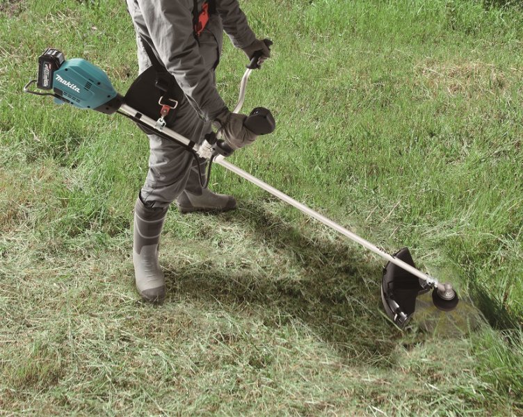 MAKITA UR006GZ02 aku křovinořez XGT 40V Lilon brushless, bez akumulátoru Obrázek