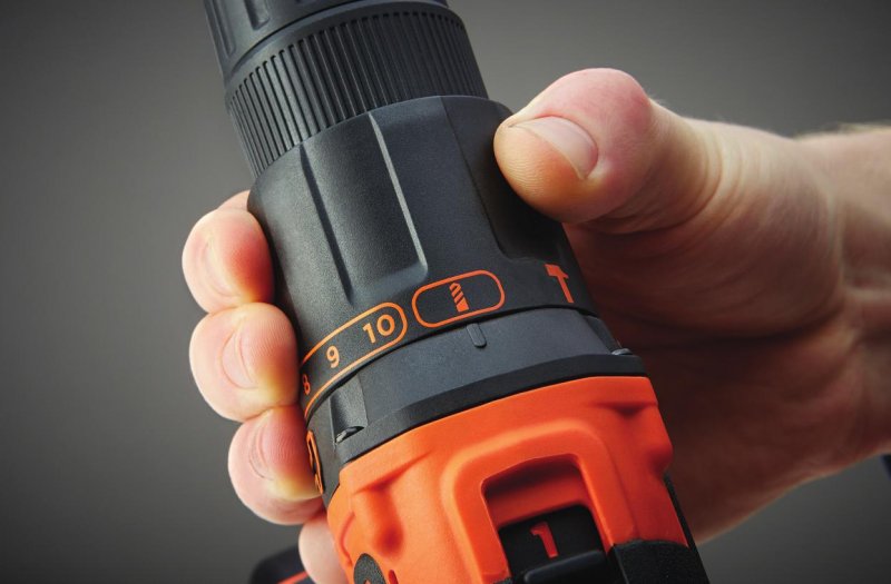 BLACK+DECKER BLACK and DECKER BDCHD18K aku příklepová vrtačka Obrázek