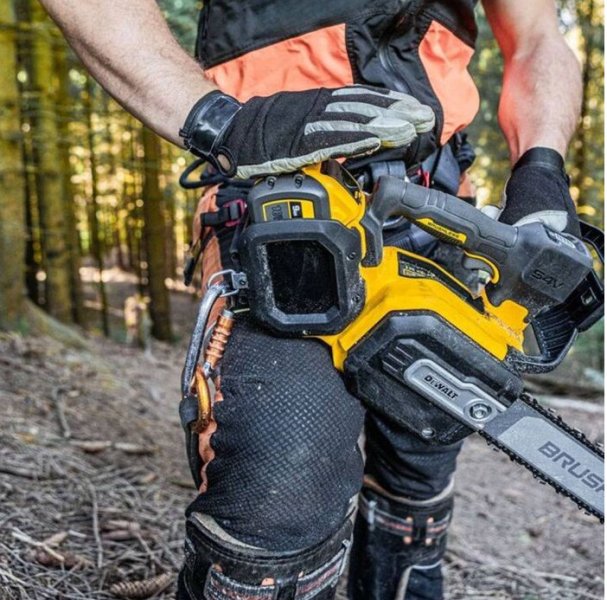 DeWALT DCMCST635N aku řetězová pila 35cm s horní rukojetí 54 V XR FLEXVOLT bez aku Obrázek