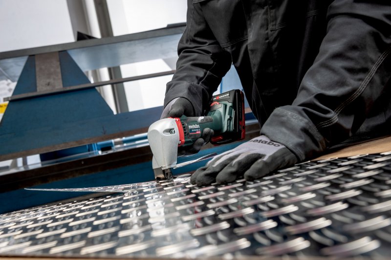 METABO SCV 18 LTX BL 1.6 aku nůžky na plech v Metalocu 601615840 bez baterie Obrázek