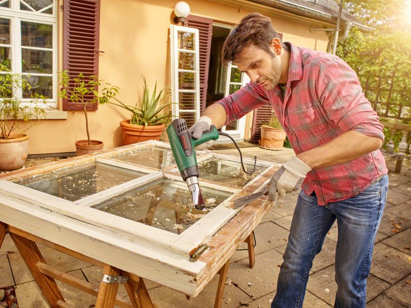 BOSCH UniversalHeat 600 horkovzdušná pistole Obrázek