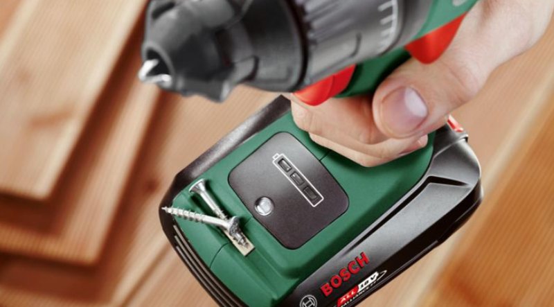 BOSCH AdvancedImpact 18 aku kombinovaná vrtačka + set výměnných nástavců Obrázek