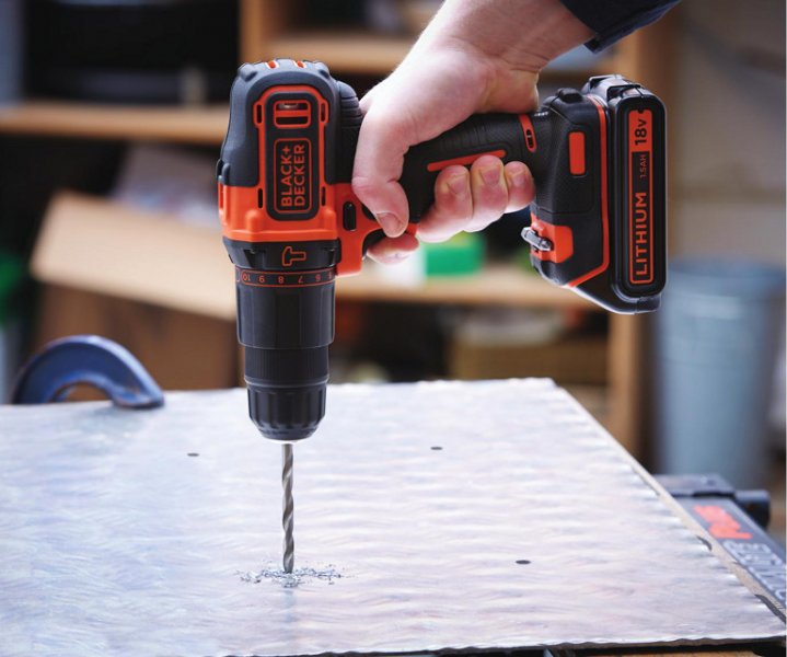 BLACK+DECKER BLACK and DECKER BDCHD18K aku příklepová vrtačka Obrázek