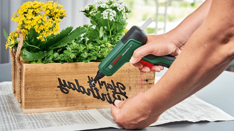 BOSCH AdvancedGlue 18V (verze bez aku) akumulátorová lepicí tavná pistole Power4ALL Obrázek