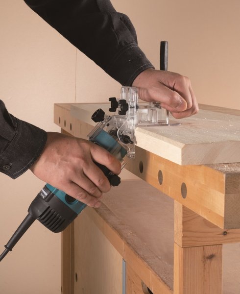 MAKITA 3712 jednoruční ohraňovací frézka 6mm Obrázek