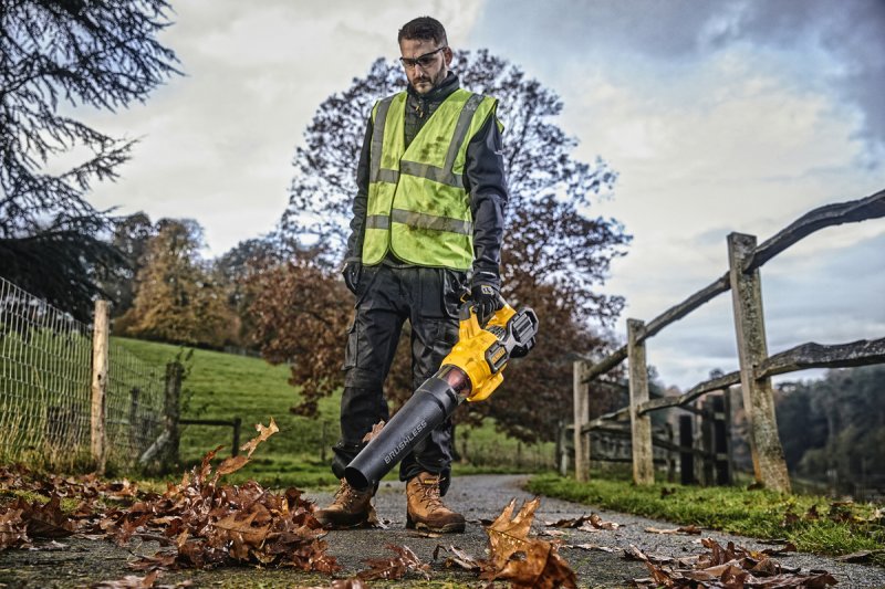 DeWALT DCMBA572N (verze bez aku) 54V aku foukač Obrázek