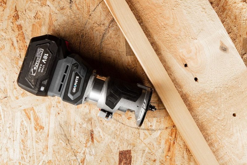 GRAPHITE ENERGY+ 58GE140 aku jednoruční ohraňovací vrchní frézka 18V LiIon bez aku Obrázek