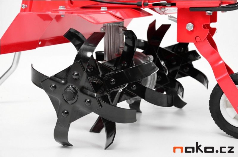 HECHT 746  motorový kultivátor Obrázek