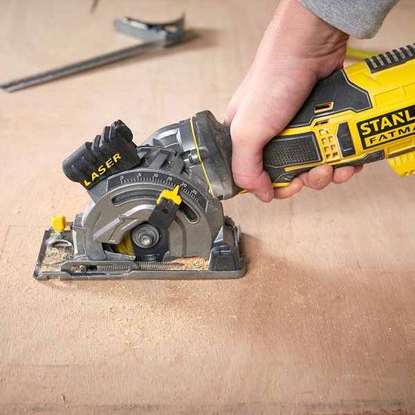 STANLEY FATMAX FME380K-QS kotoučová zanořovací pila 89mm 650W Obrázek