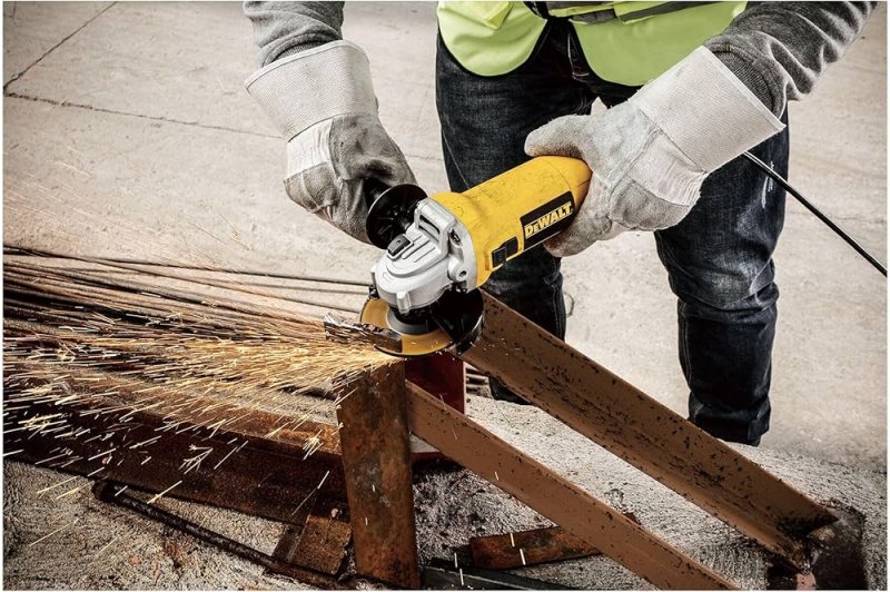 DeWALT DWE4117 úhlová bruska 125mm 950W Obrázek
