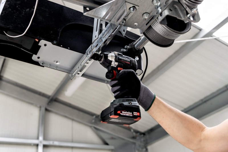 METABO SSW 18 LT 300 BL aku rázový utahovák 1/2" bez baterií v kufru Metabox 602398840 Obrázek