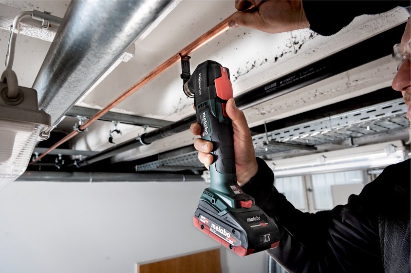 METABO MT 18 LTX BL QSL (verze bez aku) 18V aku oscilační bruska - brushless Obrázek