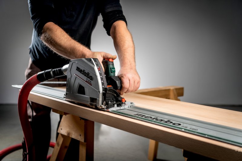 METABO KT 66 BL bezuhlíková ponorná okružní pila 165mm 1200W metaBOX 601166500 Obrázek