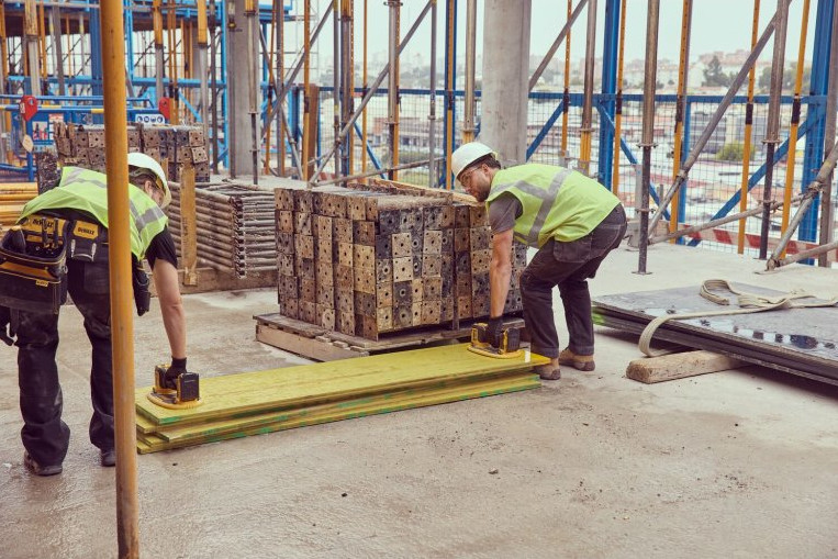 DeWALT DCE590N (bez aku) GRABO akumulátorová přísavka pro přenášení materiálu Obrázek